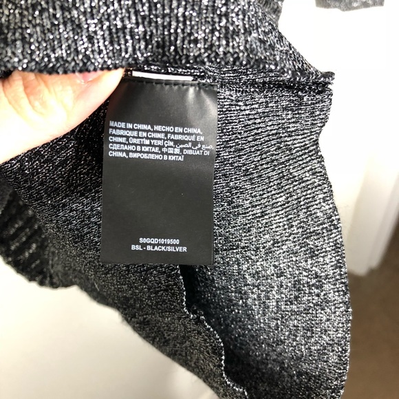 Bebe metallic cold shoulder tunic - Picture 4 of 8